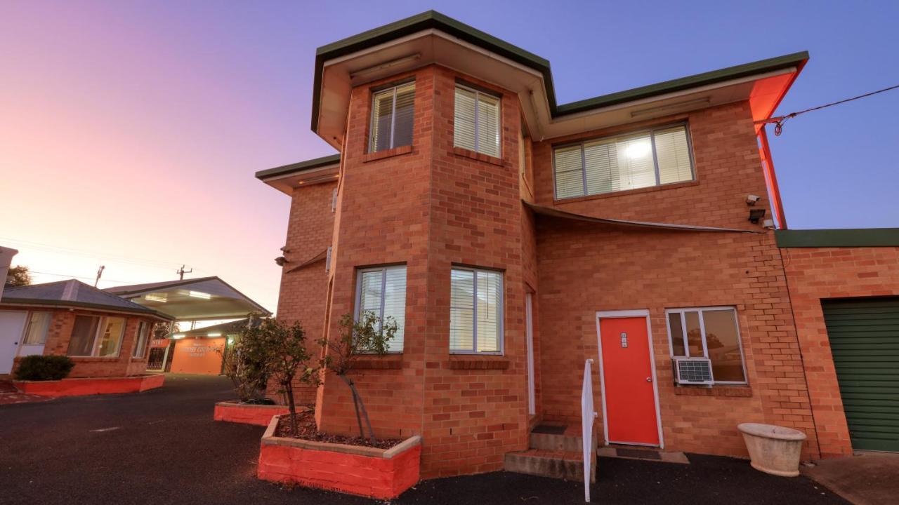 Across Country Motor Inn Dubbo Buitenkant foto